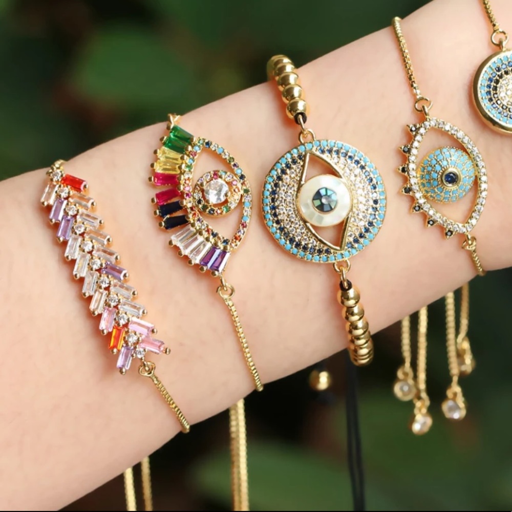 Last 1!✨ Dainty Rainbow Evil Eye Slider Bracelet - Picture 2 of 4